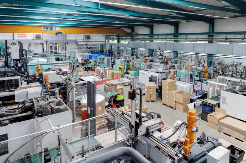 Sumitomo Demag / Arburg / Haitian